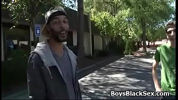Poor white guy sucking black cocks to buy new tires 08