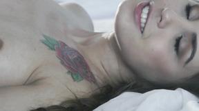 ”Bombshell teen Elle Rose gently banged by her experienced lover”