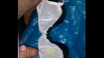 cum satin bra