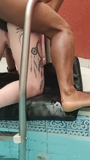 REAL TRIZAL WITH A NAUGHTY AND GIFTED TRANS WOMAN AT THE MOTEL DOING A LOT OF FUCKING IN THE POOL   Clip 1