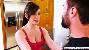 Sexy housewife Jennifer White gives a blowjob and gets her slit slammed