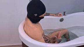 cai literalmente na chibata