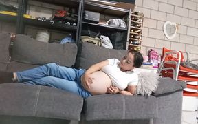 Eat and Farts and Bloated Belly