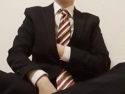 スーツリーマンが連履き靴下嗅いで変態オナニーしちゃいます【サンプル動画】