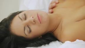 Defrancesca Gallardo's Irresistible Creampie Pleasure