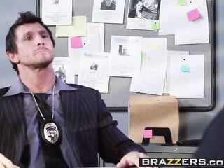 Brazzers - Hawt And Mean - Nikki Benz and Summer Brielle - V