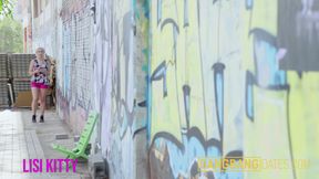 Lisi Kitty Takes Six-Man Airtight Gangbang