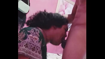 Wanessa mamando at&eacute_ ficar com o boquinha cheia de leite