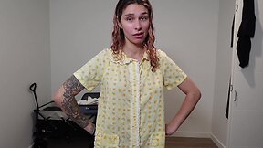 Vlogging from my new apartment: a day in my home