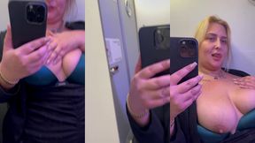 une exib dans l’avion pendant le vol hihiihih