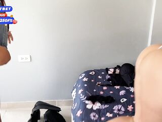 Screwing with my MILF friend and enjoying a agreeable foot fetish, we love it