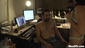 Desiring Holly West helps boyfriend stroke one out real quick