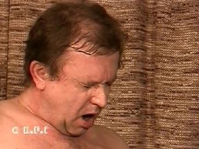 Brunette likes to piss and to fuck in her hairy pussy
