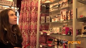 Is she getting used to BIG COCKS? Not-so-virgin Carolina and her adventures