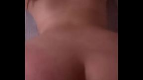 Me la cojo en su cama