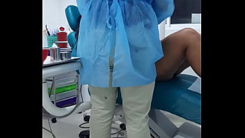 cita con mi dentista termina con gran polla en mi boca