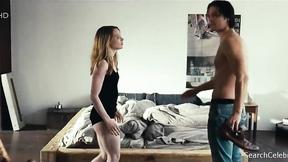 ”Chick Karoline Herfurth outside in her bikini looking hot”