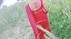 Hot Bhabhi First Time Outdoor Sexy Video