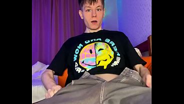 Edging My Thick Cock Until My Skinny Legs Start Shaking