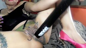 z b 14 perla lopez ninfomana, psicologa, pasara el fin de semana en su casa entre los rios, viendo sus peliculas y masturbandose de maravilla, sorpresa ... sexo duro