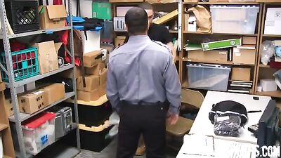 A black man steals a store and gives his ass not to be arrested" - "Bareback".