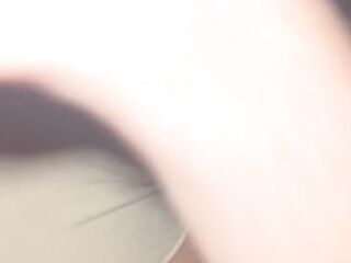 shaking my booty im so moist for his bwc