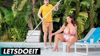 Coco Rains rides her peeping pool boy Yeri Blue with her big natural tits