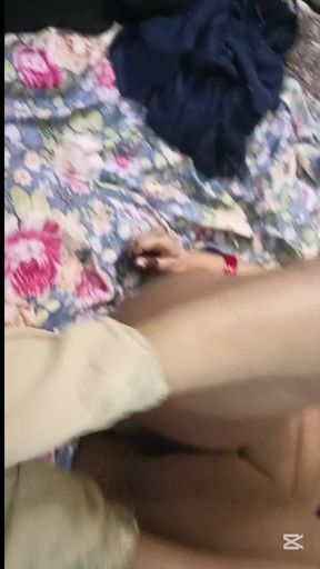 I Made the Milk of My Pakistani Girlfriend and Left Her