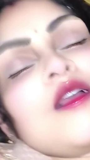 Closeup Hard Fucking Sex Video of Indian Hot Girl Janvibhabhi