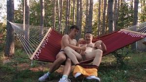 Men: Hammock Comfort Escalates