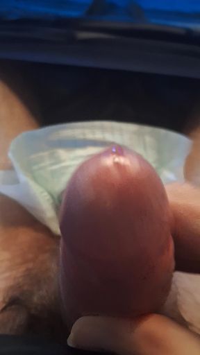 Gamer boy takes a long time to orgasm with diaper