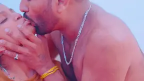 Married couple shares steamy, romantic chode in the bedroom