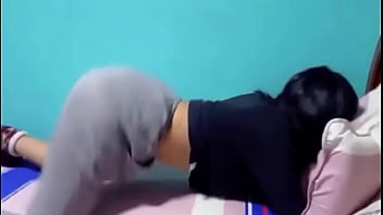 Big ass latina slut moving her ass