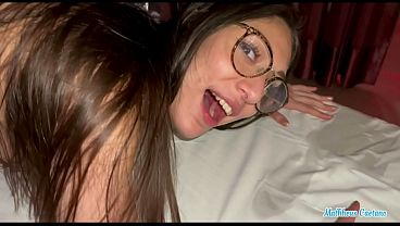 Depois da festa do Swing fomos pro motel continuar a brincadeira, macetei a ruivinha gostosa com for&ccedil_a e ela fez muito squirting no meu pau