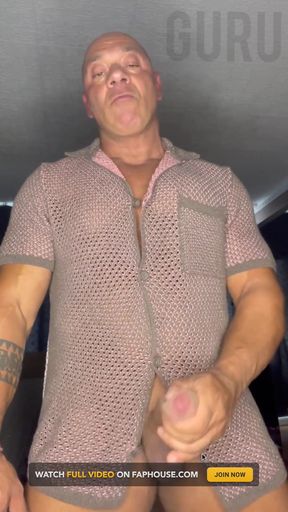 Solo Wank Jerk off Mr Guru Bodybuilder Daddy