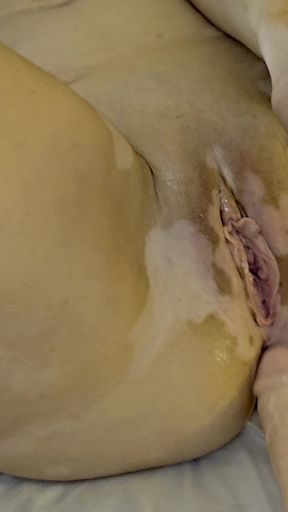 Sexy Amazing Blonde Housewife Puts Dildo in Her Mature MILF Pussy