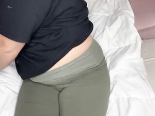 Fat large butt Latin babe masturbates