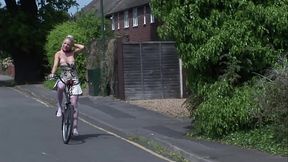 If you are a fan of porn you know Lexi Belle and this is one of her earlier scenes! Her...