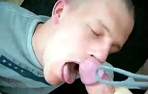 dude sucks cock good and gets mouth full of cum