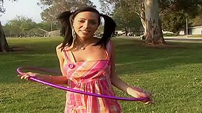 Einladender Teenager 18+ Mckenzee Miles Abgeholt Und Gut Gefickt