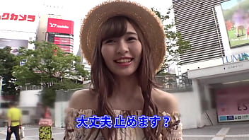 家に入って3分で濃密ベロチュウ！オジサン好きの変態性癖を秘めた美女と全身ベロベロ性交！顔から足の先までお互いで舐めまくる！
