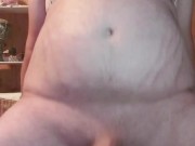 Reite einen Dildo in Halterlose und Silikon Brustprothesen. Durch Prostata Stimulierung Abspritzen