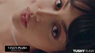 TUSHYRAW Naughty Smokeshow Vanessa Sky Gets Her Bubble Butt Stretched Wide Open