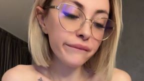 Video shared by @Alessia_Quinn @Boob Grab and #Blonde #Glasses #Big Boobs porn gratis hardcore | Tik.Porn