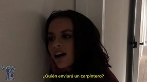 Vecino aprovech&oacute_ el defecto de la ducha para llevarse a la vecina y ducharse (subt&iacute_tulos en espa&ntilde_ol)