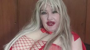 28mp4 CupKCindy in a Devil costume role play cosplay am sitting on the chair spreading my legs you see my hairy pussy I am wearing red fishnet fucking myself was a white toymov