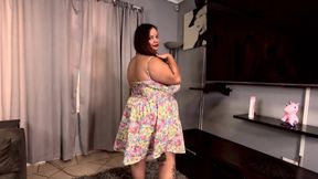 Big ass big tits BBW doing a lingerie and sexy clothes try on haul