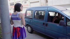 Tattooed brunette in glasses Lilyan Red is fucked by one horny driver