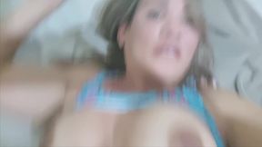 sexo com.marido da amiga novinho