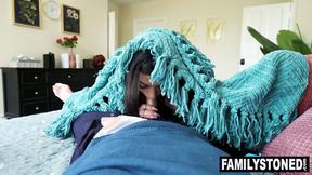 ”Gal Ritchie obsessed with having stepuncles dick in her mouth”